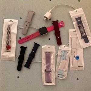 Apple Watch 44mm Series 5 w/ charger